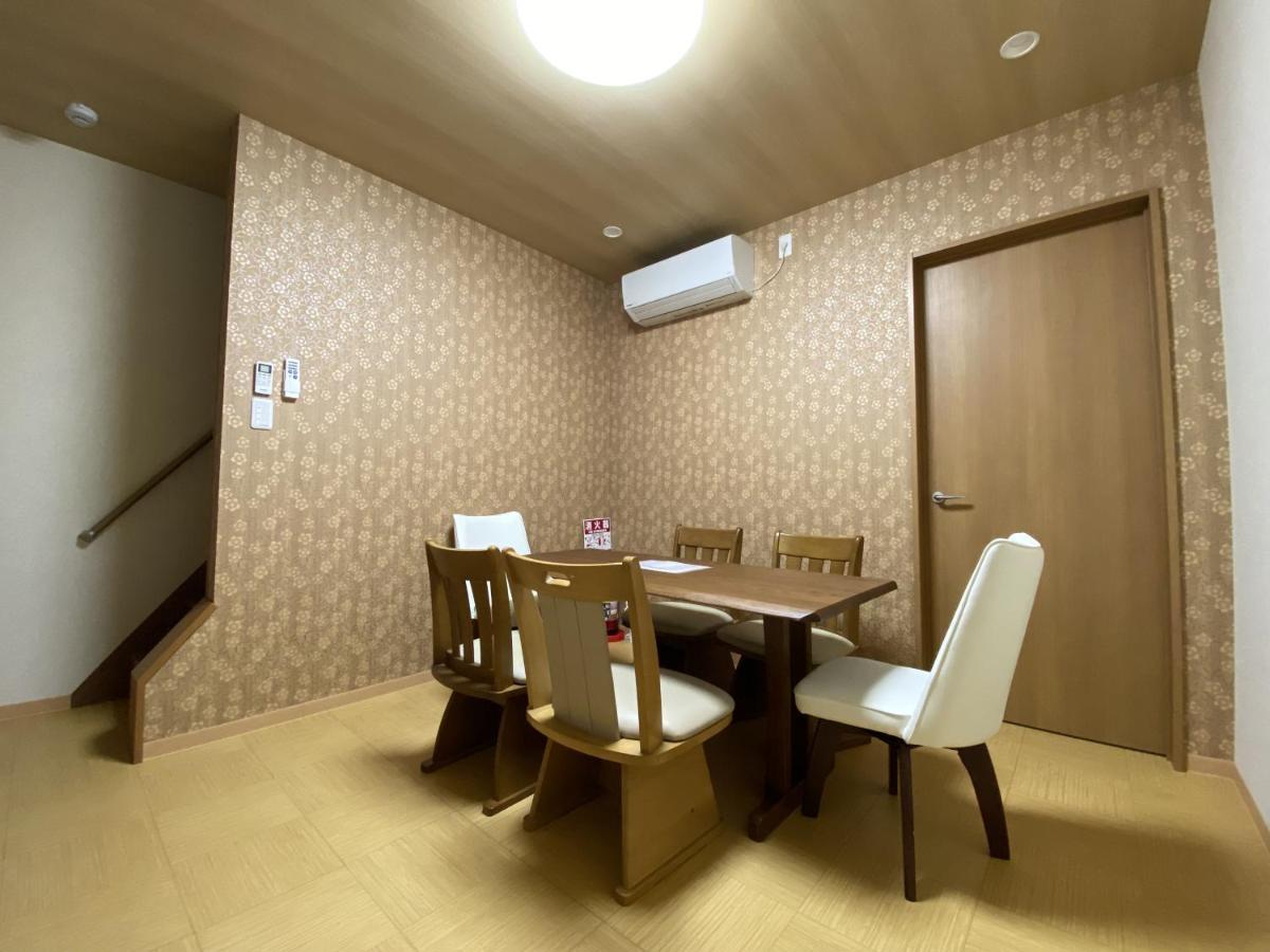 Wutong-40 Minutes Direct To Kansai Airport And 5 Minute Walk To Jr Or Subway Or Nankai Line And 1 Minute To Tsutenkaku The Landmark Of Osaka And Many Japanese Bistros Nearby Extérieur photo
