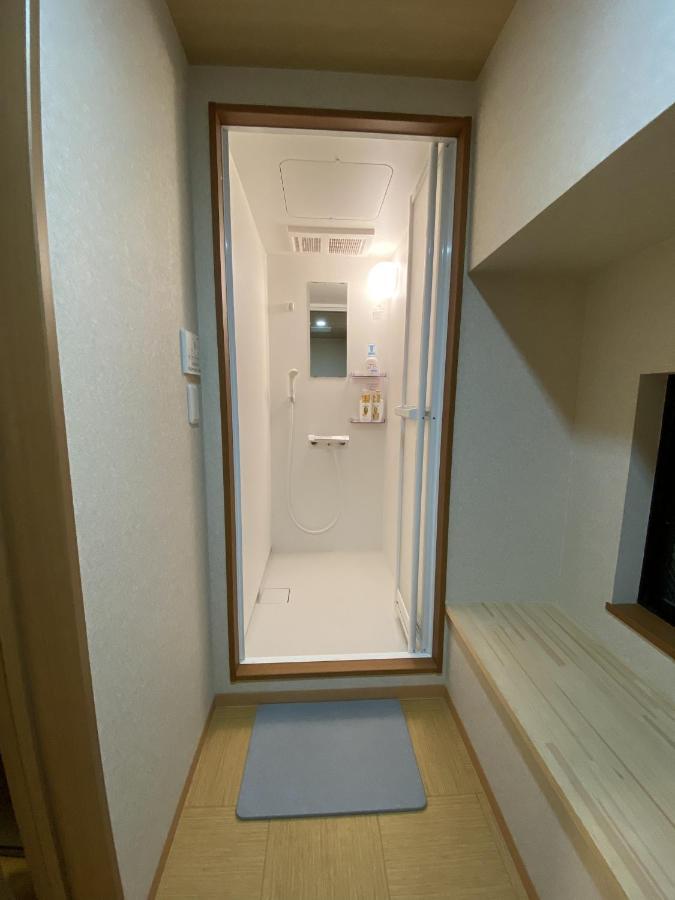 Wutong-40 Minutes Direct To Kansai Airport And 5 Minute Walk To Jr Or Subway Or Nankai Line And 1 Minute To Tsutenkaku The Landmark Of Osaka And Many Japanese Bistros Nearby Extérieur photo