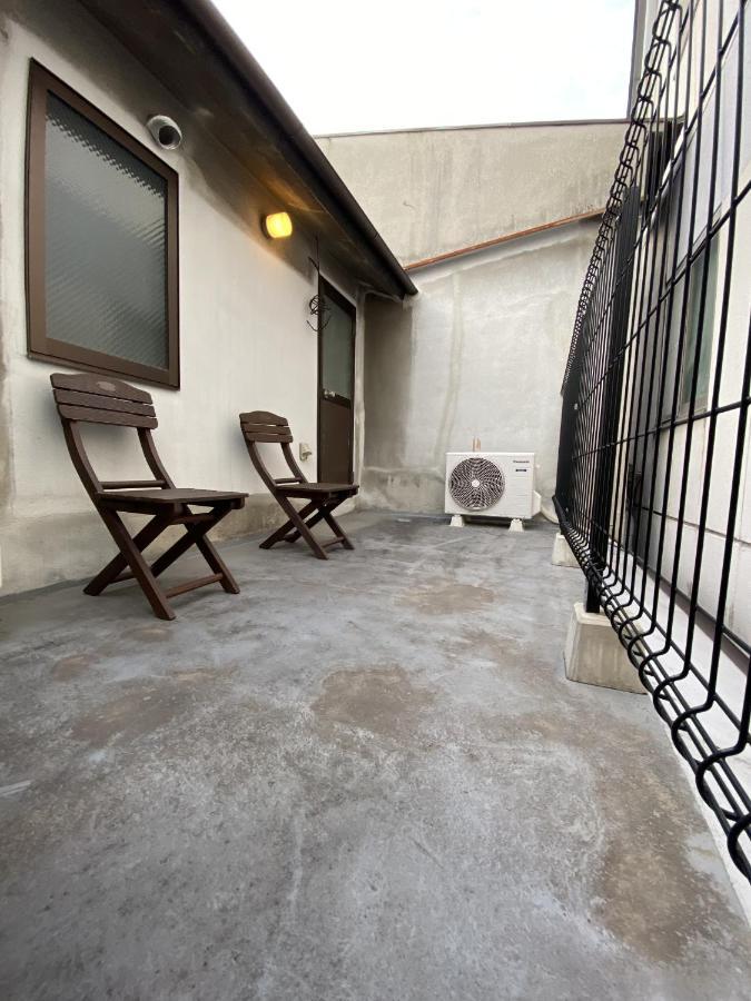 Wutong-40 Minutes Direct To Kansai Airport And 5 Minute Walk To Jr Or Subway Or Nankai Line And 1 Minute To Tsutenkaku The Landmark Of Osaka And Many Japanese Bistros Nearby Extérieur photo